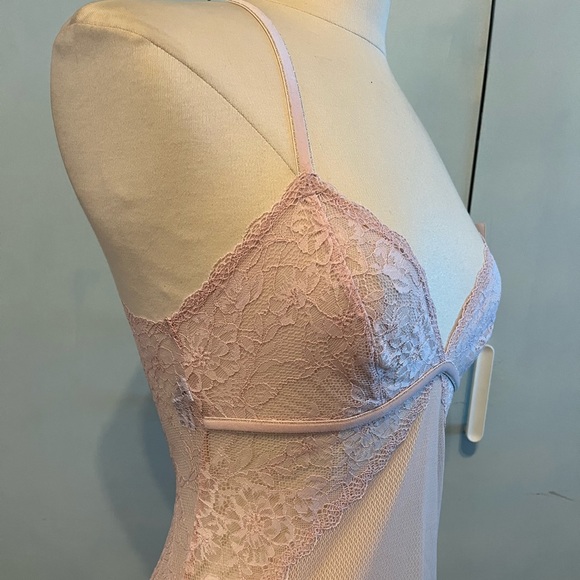 b.tempt’d by Wacoal Lace Encounter Pink Rose Smoke Chemise - Picture 9 of 13
